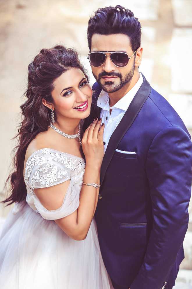 Divyanka with hubby Vivek dahiya