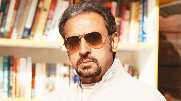 Bad Man' Gulshan Grover Used To Sell Detergent Powder To Pay School Fees -  Woman's era