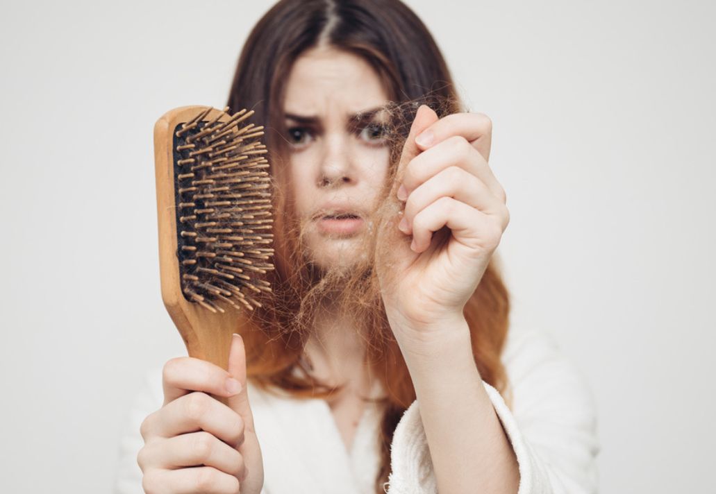 Check Out 5 Diseases That Cause Excessive Hair Loss! - Woman's era Check Out 5 Diseases That Cause Excessive Hair Loss! - Woman's era
