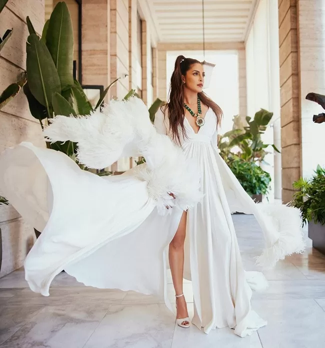 Photo of Gorgeous bride in white gown