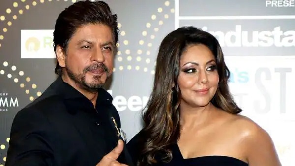 Shah Rukh-Gauri Faced Massive Protests Outside Their Home Before Tying Knot; Know Reason!