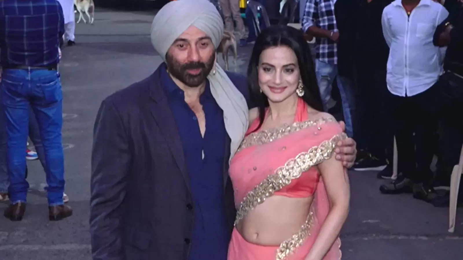 Sunny Deol and Amisha Patel 