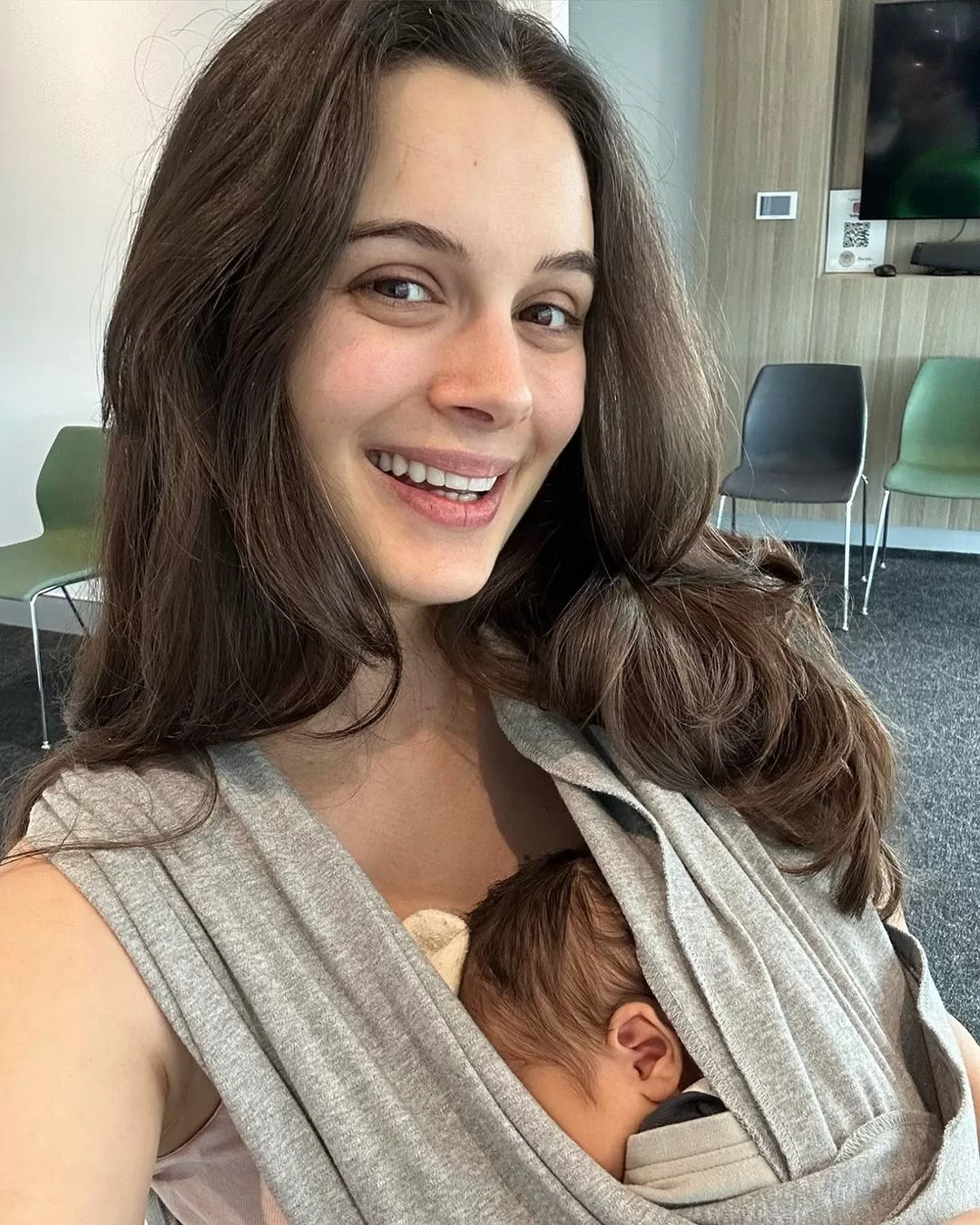 Yeh Jawani Hai Deewani Fame Evelyn Sharma Welcomes Second Baby; Shares Newborn's Pic!