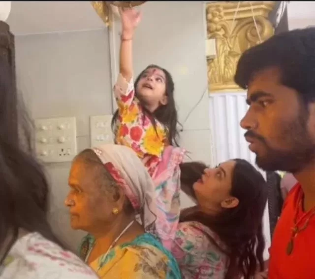 Jay Bhanushali's Daughter, Tara Gets Brutally Trolled For Reading Namaz, Mahhi Lashes Back!