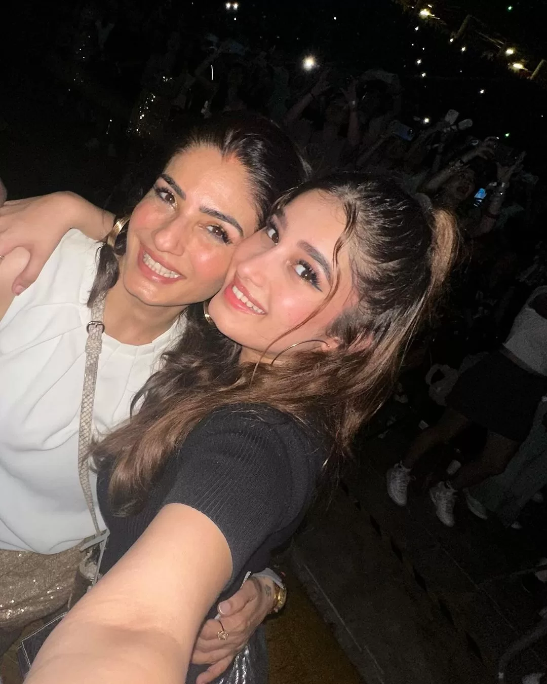 Raveena Tandon shares a glimpse of her and Rasha Thadani having a ball at Taylor Swift concert. See post