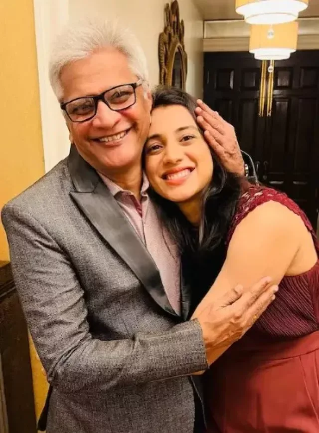 Smriti Mandhana with her father
