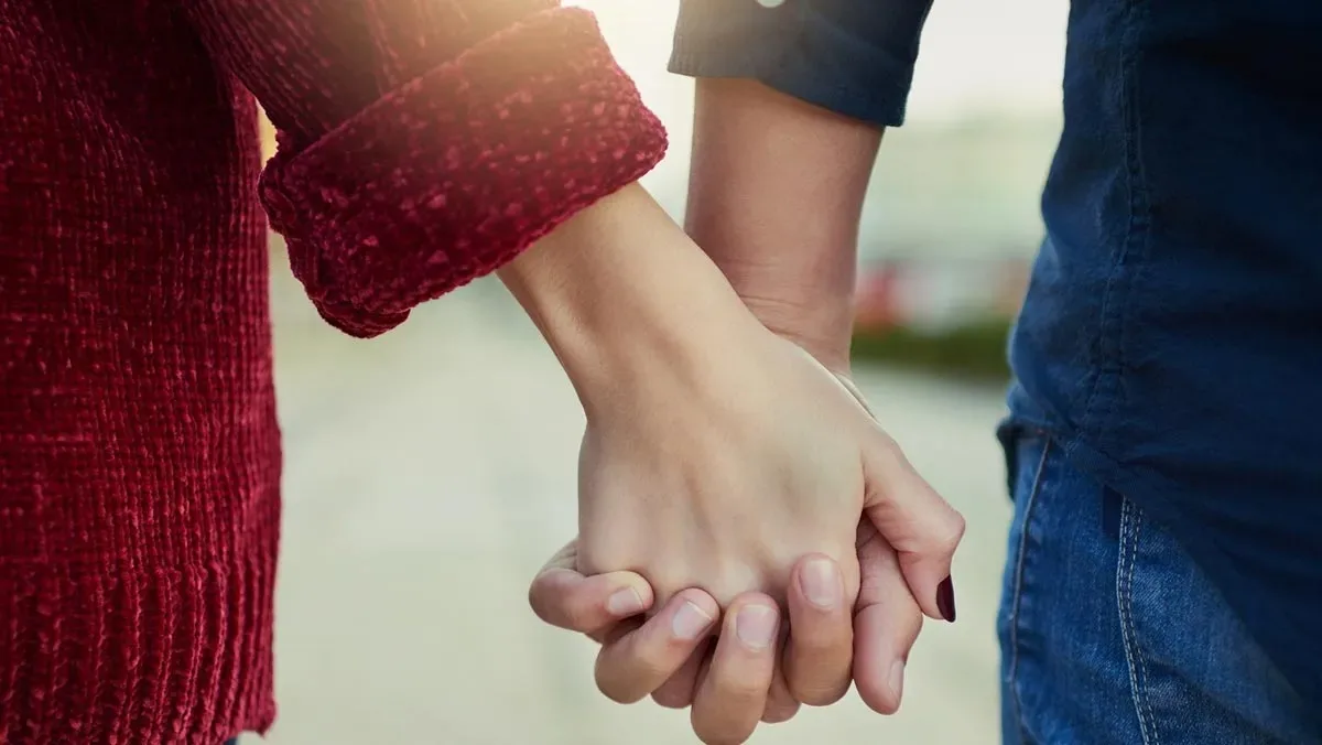 Cuffing relationship