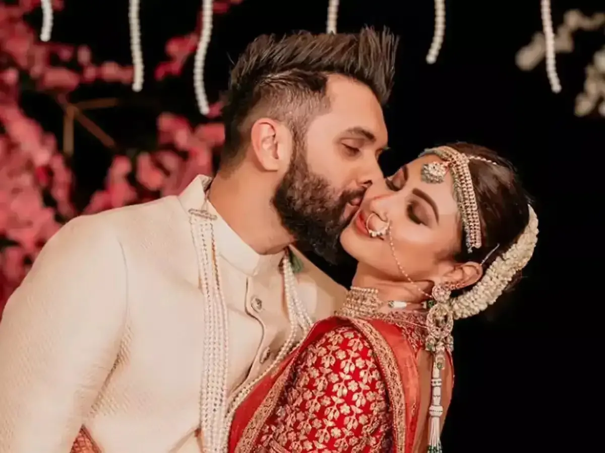 Mouni Roy - Suraj Nambiar