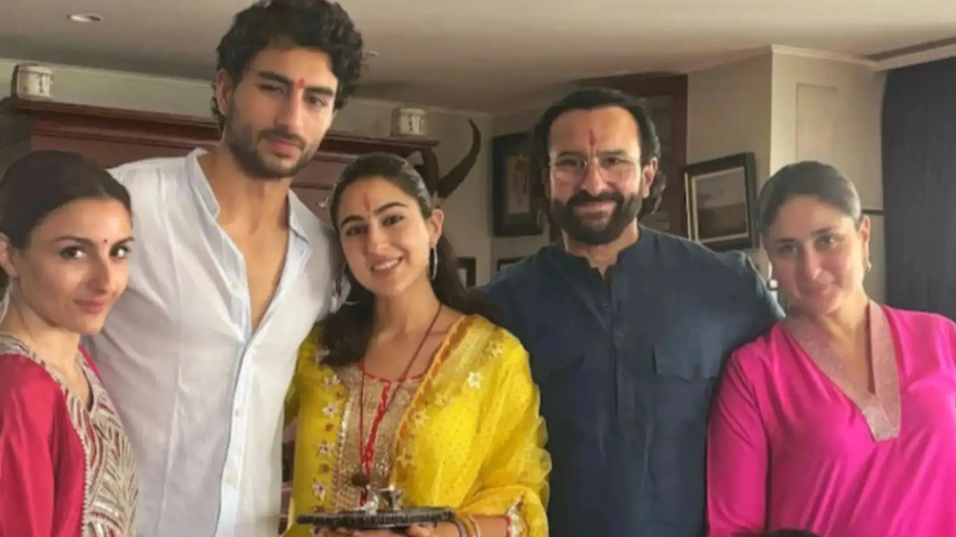Kareena wishes sara