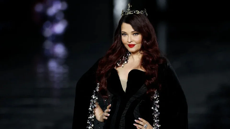 Aishwarya at Paris Fashion Week
